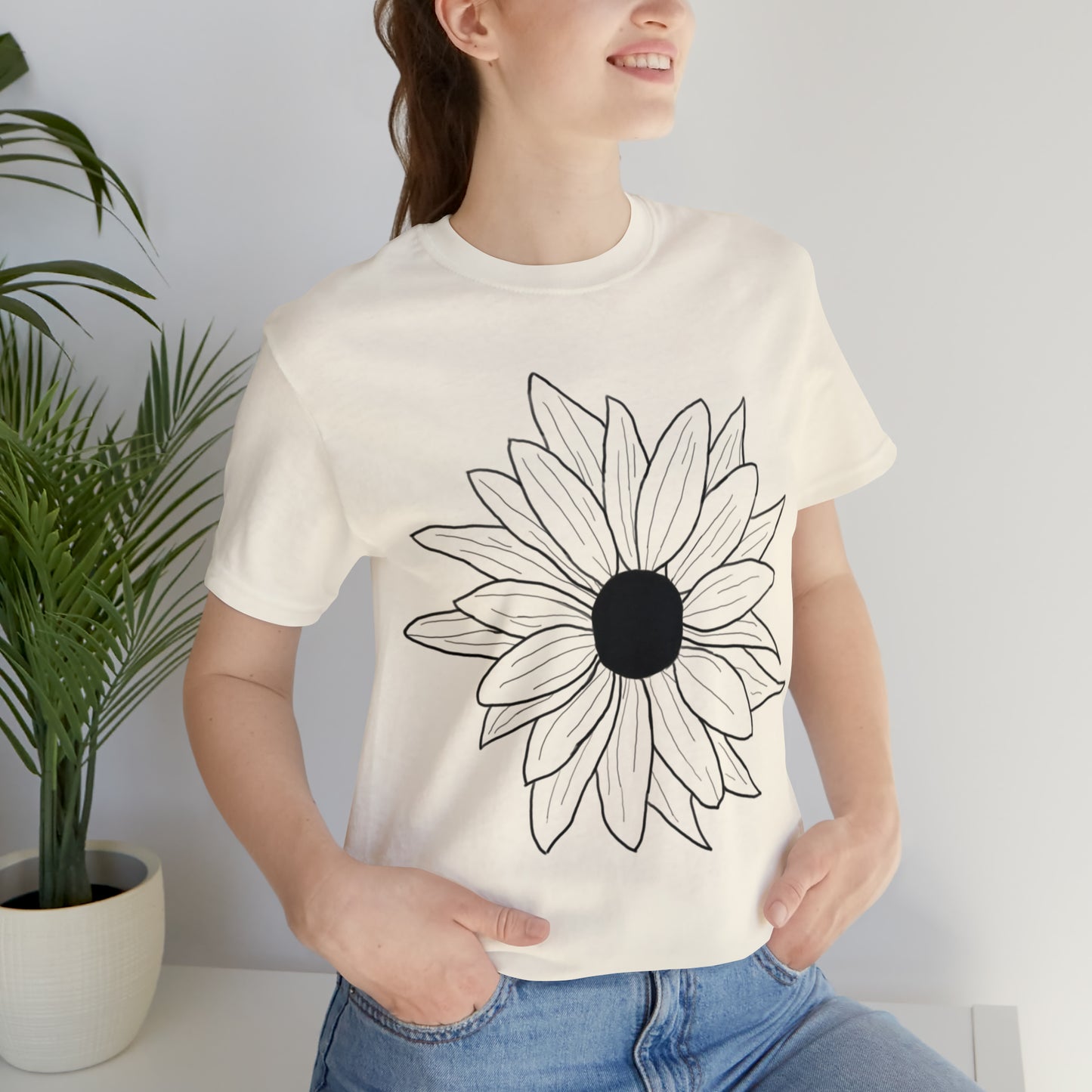 Daisey shirt, nature lover tshirt, hand-drawn, flower art, boho shirt, cottage core shirt, gift