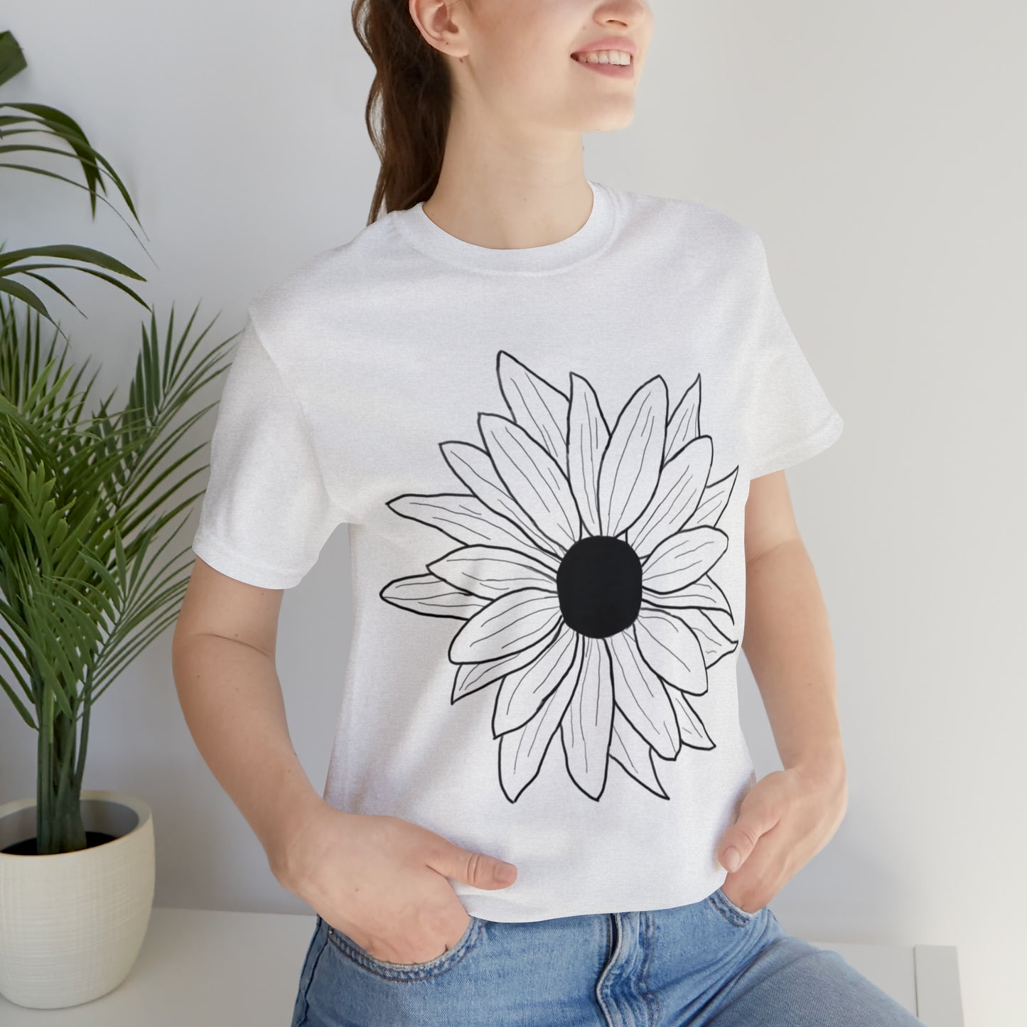Daisey shirt, nature lover tshirt, hand-drawn, flower art, boho shirt, cottage core shirt, gift